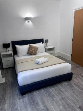 2bed2bath flat London